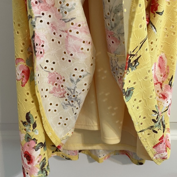 Floral eyelet dress yellow box dress Large - Picture 9 of 9